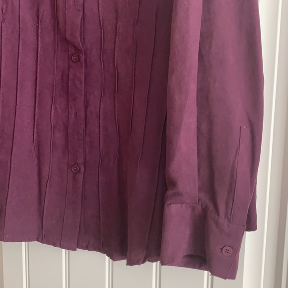 Notations Women’s Suede Shirt - Picture 4 of 4